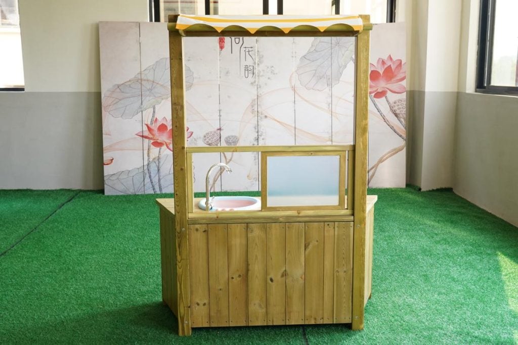 Outdoor Play Kitchen Workstation for Kids