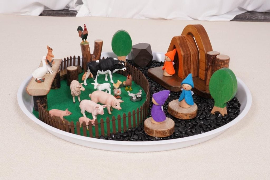 Small World Play Set-Farm Animal